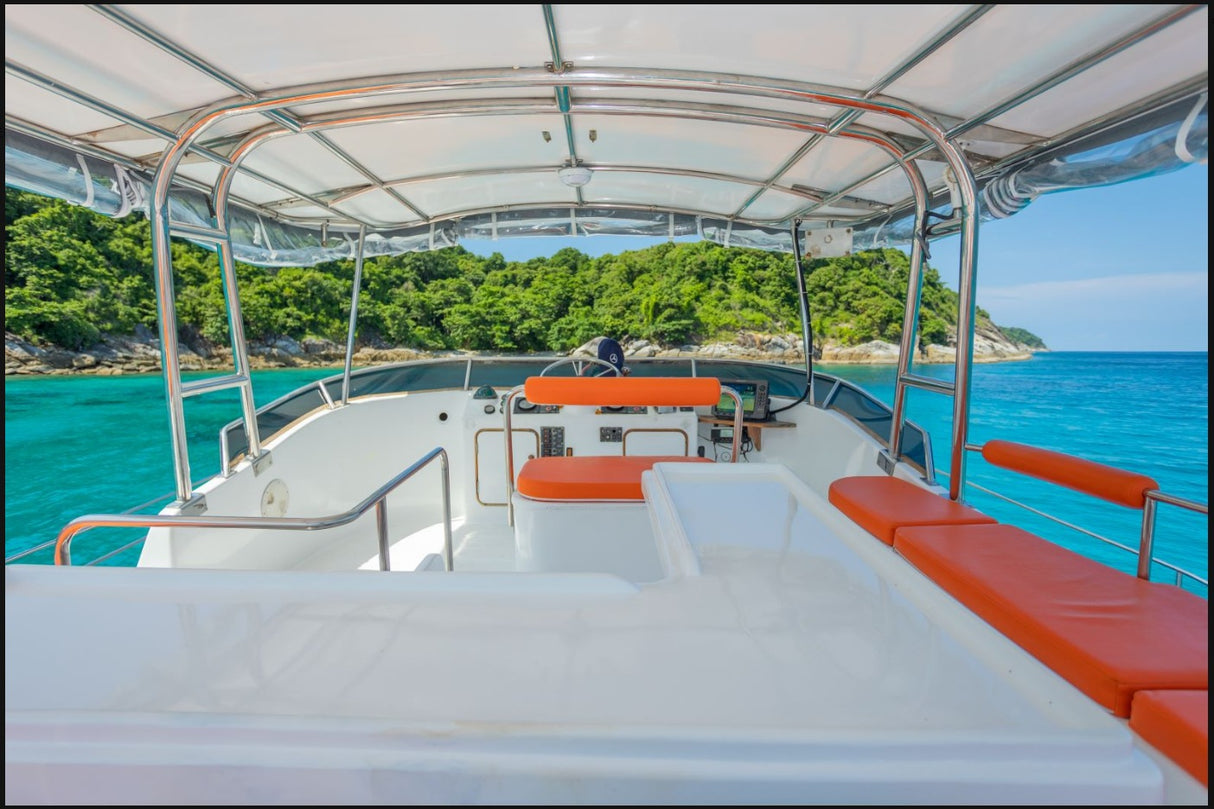 phuket charter yacht(Armani)