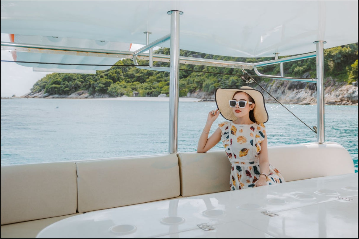 phuket charter yacht(Armani)