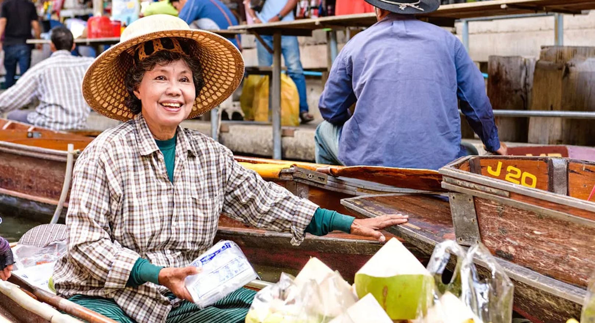 Damnoen Saduak Floating Market