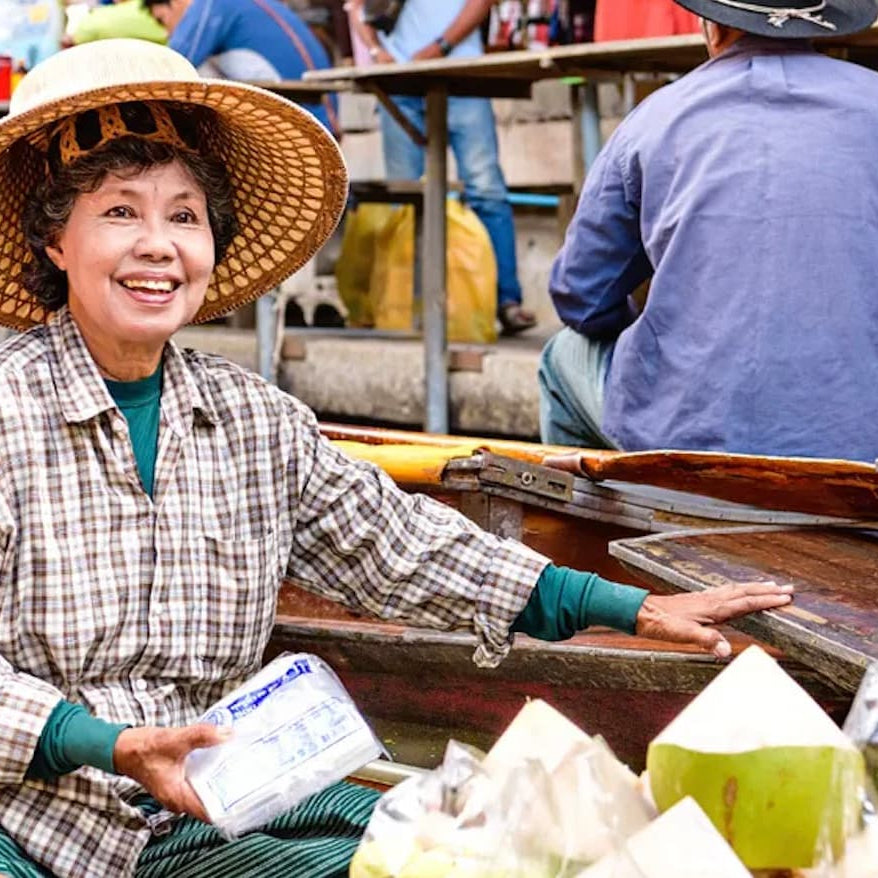 Damnoen Saduak Floating Market