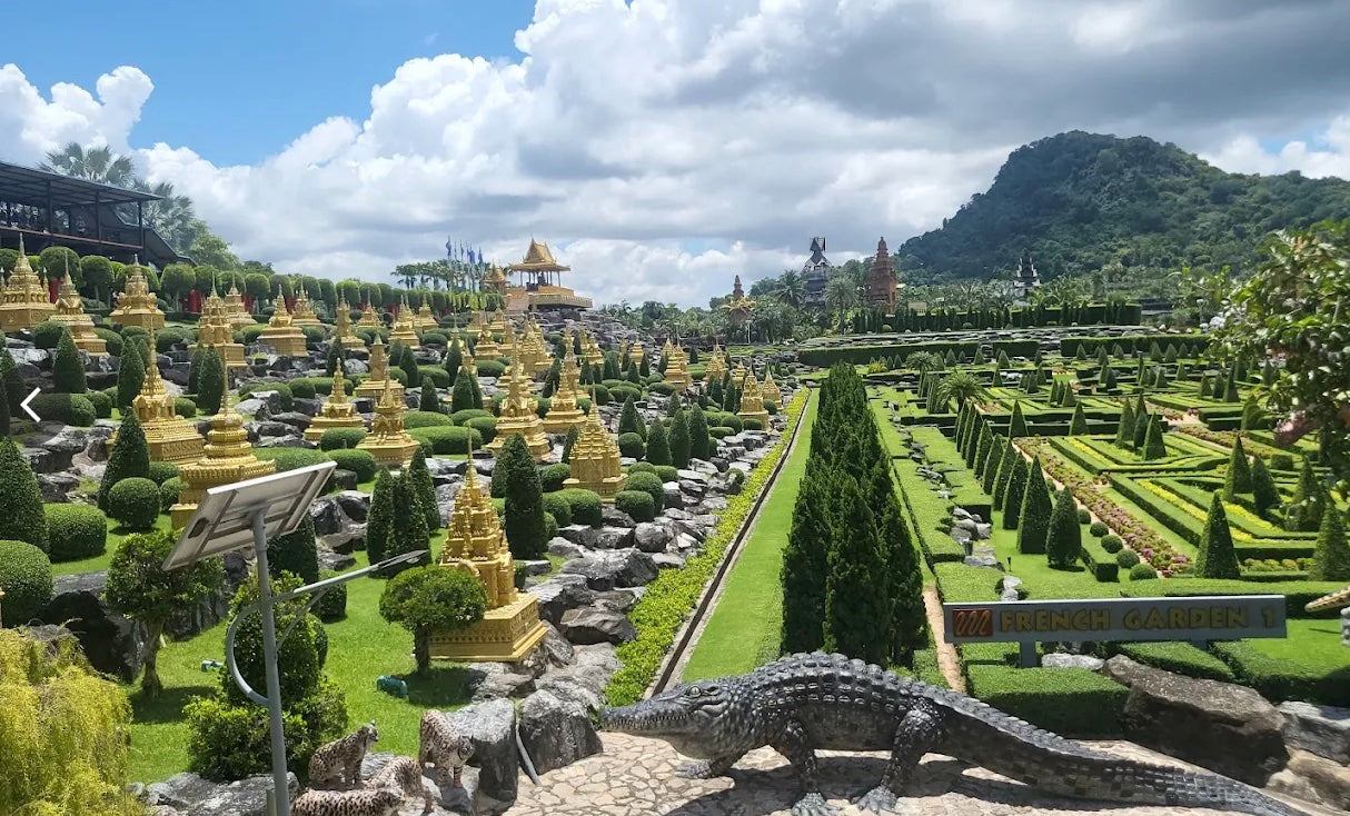 Pattaya Day Tour: Sanctuary of Truth & Nong Nooch Botanical Garden with Private Car