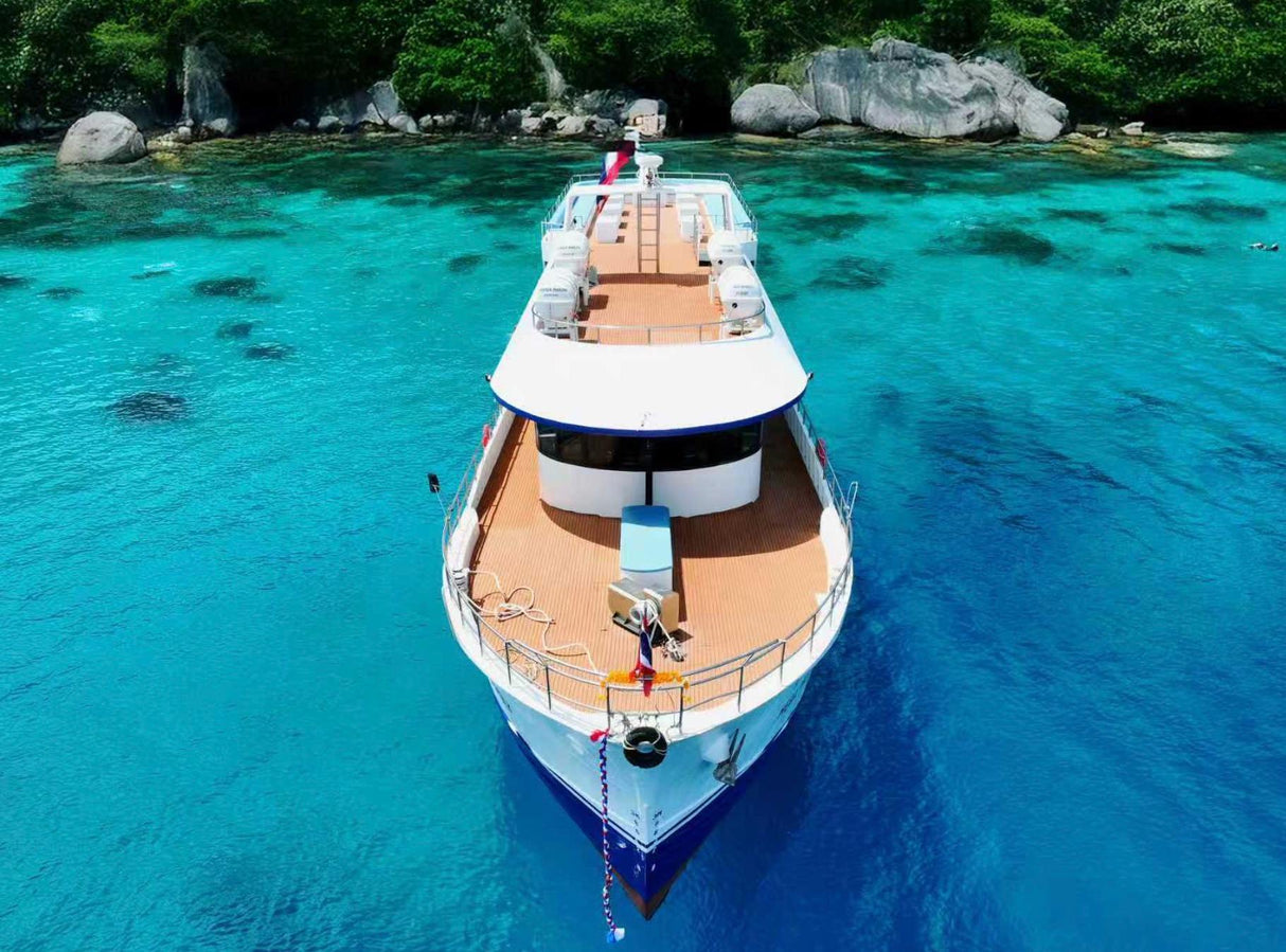 Racha island dving ship